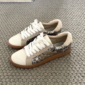 Dolce Vita sneakers